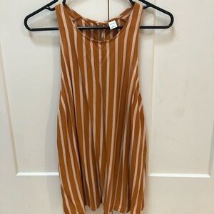 Women’s sleeveless top